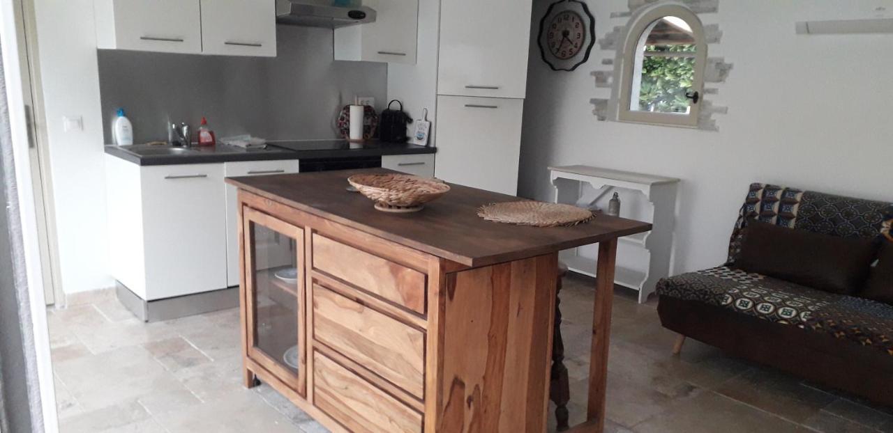 Logement Independant Au Calme Proche Toutes Commodites Et Transports Ле-Канне Экстерьер фото